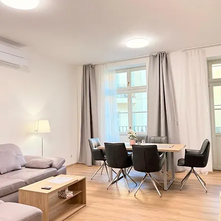 Apartment Old Town Square Prag