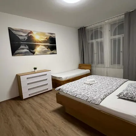 アパート Old Town Square プラハ