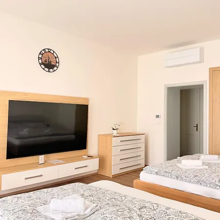 Apartment Old Town Square *